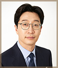 지성욱 교수 사진
